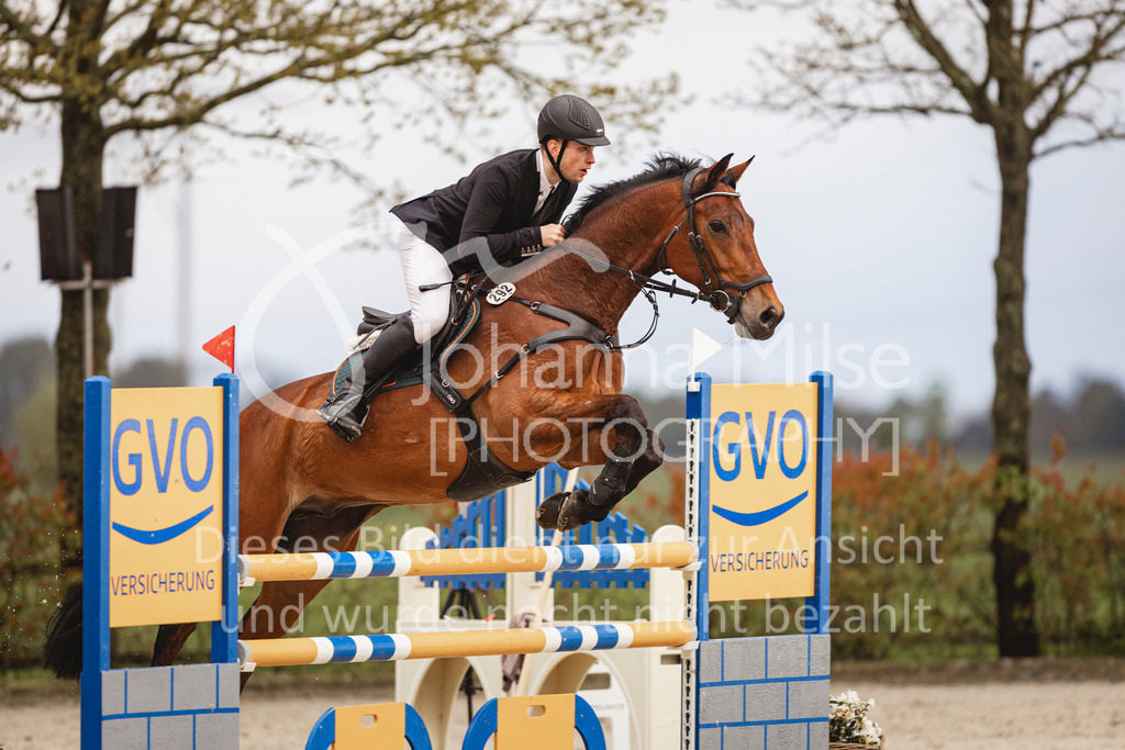 240424_Lemwerder_Stil-M-167 | Deine schönsten Turniermomente als professionelle Fotos! Entdecke hochwertige Pferdesport-Fotografie im Online-Shop. Jetzt Fotos finden & bestellen!