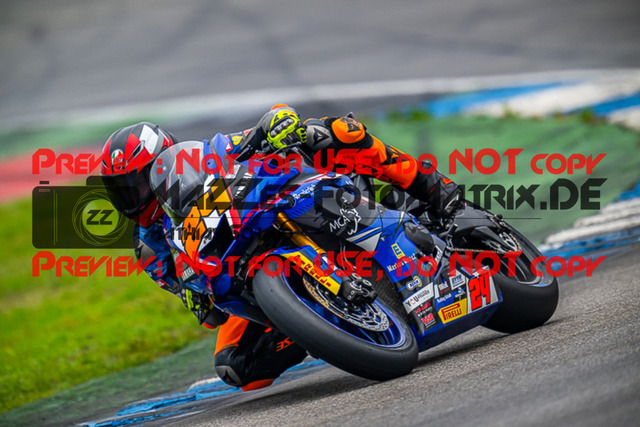 MaZZes_FotoMatrix_220925_7062 | IDM600