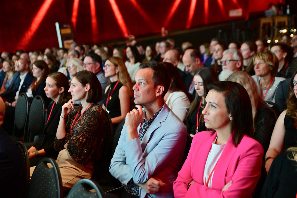 0337Media_V_Award_2025_Foto_Stefan_Wernz | Fotograf Köln - Realisiert mit Pictrs.com