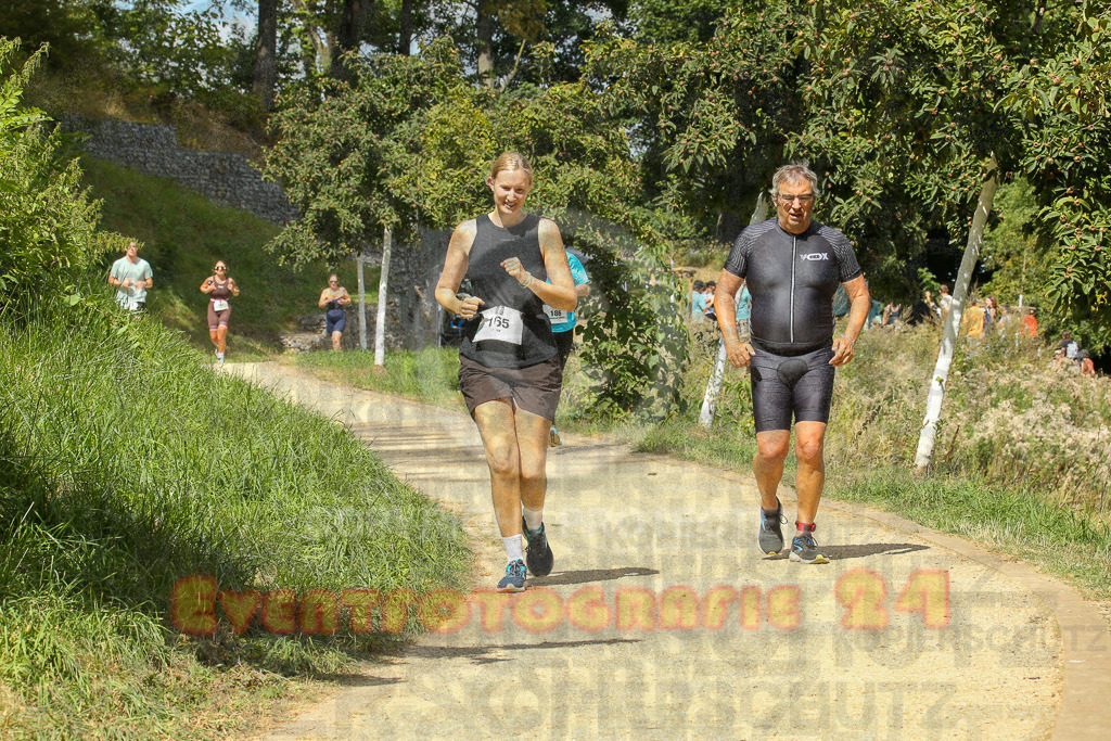 250824_1249_EX1_0668 | Sportfotografie im Rhein-Sieg Kreis, Köln, Bonn, NRW, Rheinland Pfalz, Hessen, etc. Unser Tätigkeitsfeld umfasst den Laufsport vom Volkslauf über den Marathon, Duathlon, Triathon bis zum Ultralauf wie Kölnpfad Ultra oder Schindertrail.
