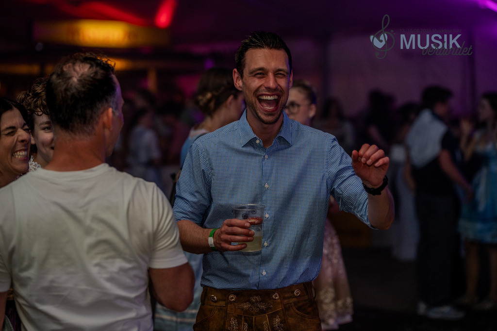 DSC_3587 | "Fussifoto.com – Ihr Ansprechpartner für hochwertige Fotografie! Entdecken Sie kreative Bilder und professionelle Dienstleistungen. Kontaktieren Sie uns für Ihre Projekte!"