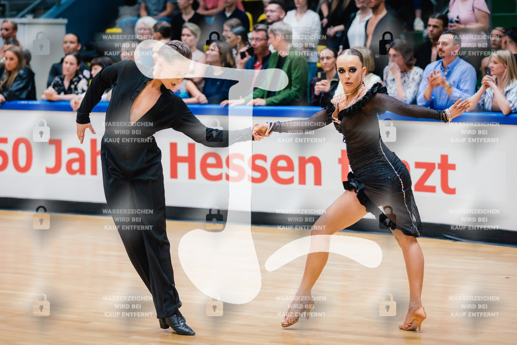 Hessen Tanzt WDSF Open Youth Latin 13th (14) Michael Bakscheev _ Julie Meck (Schwarz-Weiß-Club Pforzheim)-2025-05-17-0557 | Webshop for digital downloads and prints of dance sport, event & show photographer Julian Link - Realisiert mit Pictrs.com