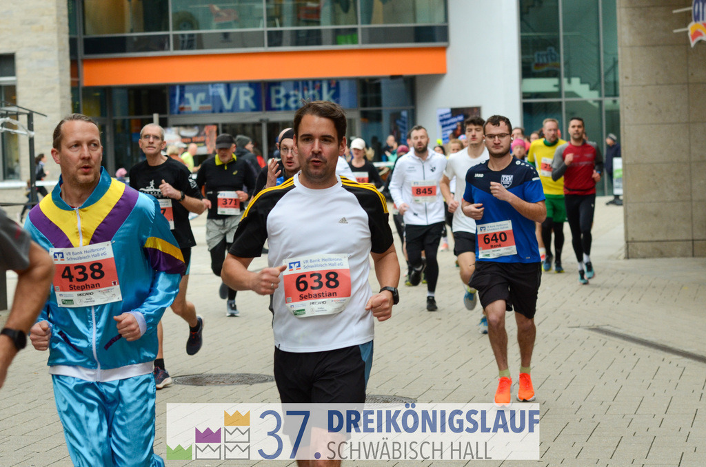 VR Bank Hauptlauf 10000m | 3 Koenigslauf 2023 - Realisiert mit Pictrs.com