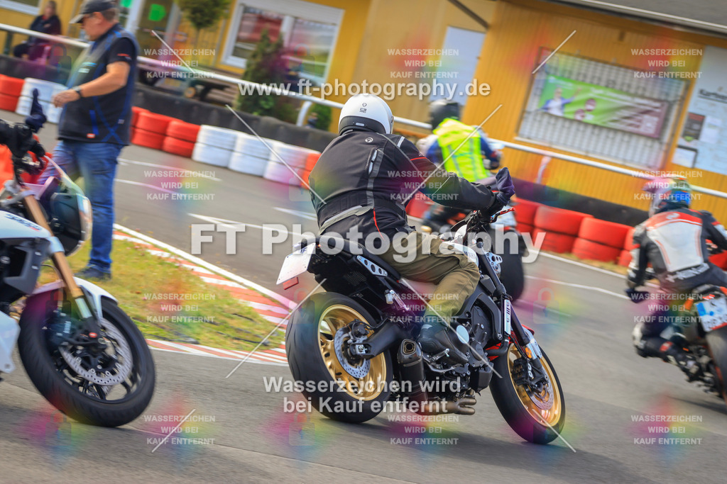 _DSK1900 | Hier findet Ihr Bilder von Touristenfahrten auf der Nürburgring Nordschleife oder von anderen Veranstaltungen die ich besucht habe. Viel Spass beim Durch Schauen 