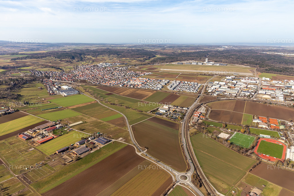 Luftbild: Nord-Süd-Straße in Renningen im Bundesland Baden-Württemberg in Deutschland. Foto: IMG_125031.jpg vom 20.02.2021 durch Werner Riehm/FLY-FOTO.de