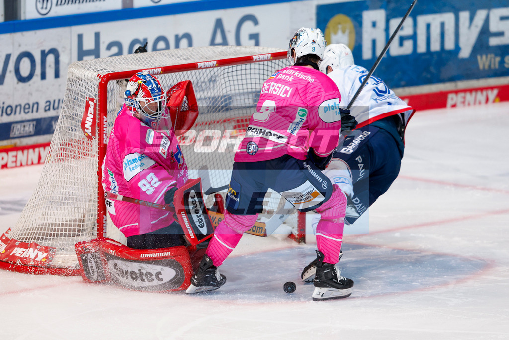 241025_JB_01569 | Fotodatenbank für Print- und Onlinemedien mit den Schwerpunkten Fußball, Eishockey, Basketball, Handball, Wintersport und Leichtathletik - Realisiert mit Pictrs.com