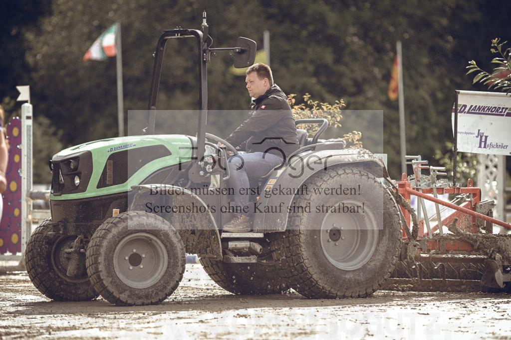 20240531-DOS_8927 | Entdecke hochwertige Reitturnierfotos von Foto Oger. Professionell, emotional und authentisch – jetzt Lieblingsmomente im Shop bestellen.Deutschlandweite Turnierfotografie. - Realisiert mit Pictrs.com