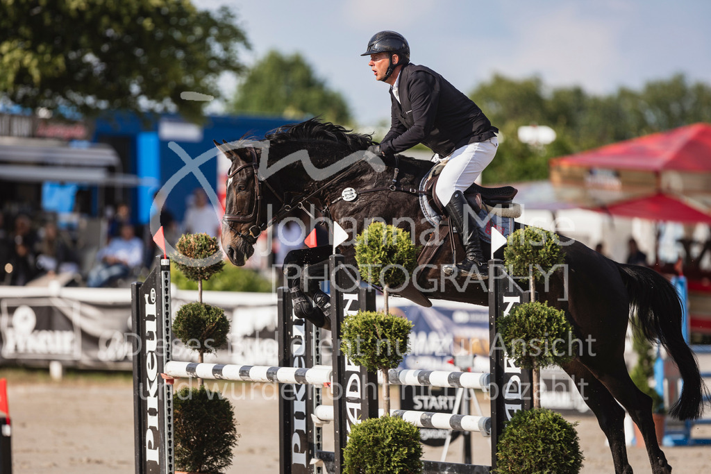 250530_MayDays_L-Stil-609 | Deine schönsten Turniermomente als professionelle Fotos! Entdecke hochwertige Pferdesport-Fotografie im Online-Shop. Jetzt Fotos finden & bestellen!