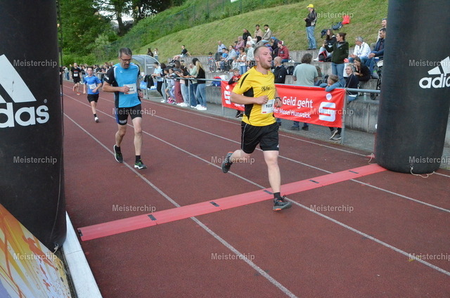 19-27-48_ | Meisterchip Fotoshop - Realisiert mit Pictrs.com