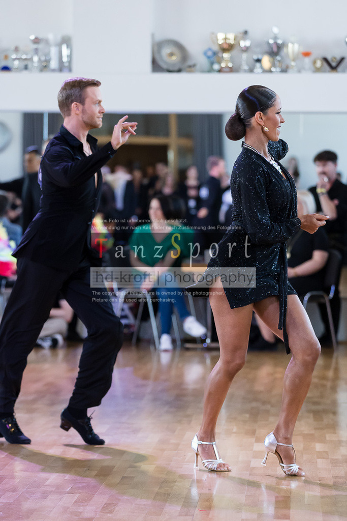 20240616_D-Cup-HGR-Latein_2420 | Tanzsportbilder, Standardtanz, Lateintanz, WDSF, DTV, LTVB, dancecomp, goc, hessen tanzt, blaues band der spree, walzer, tango, wiener walzer, slowfox, quickstepp, samba, rumba, cha-cha-cha, paso doble. jive, hd-kroft photography, turniertanzsport