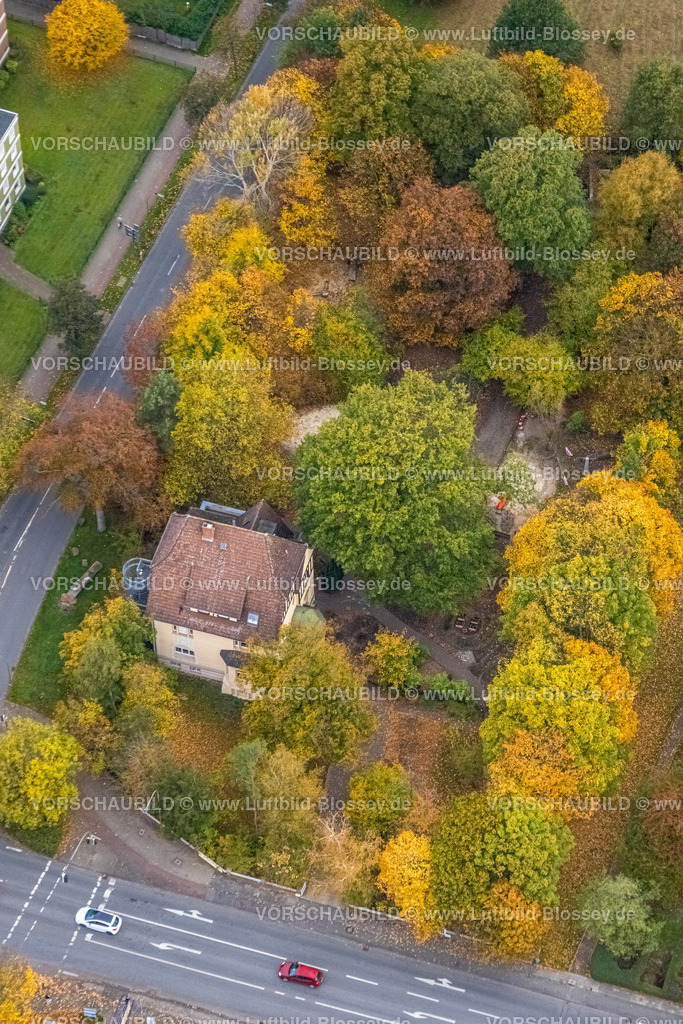 Hamm221011724 | Luftbild, Grünflächen Ostwennemarstraße, Kindergarten Villa Kunterbunt im Waldstück Ecke Alter Uentroper Weg, Herbstfarben, Uentrop, Hamm, Ruhrgebiet, Nordrhein-Westfalen, Deutschland,