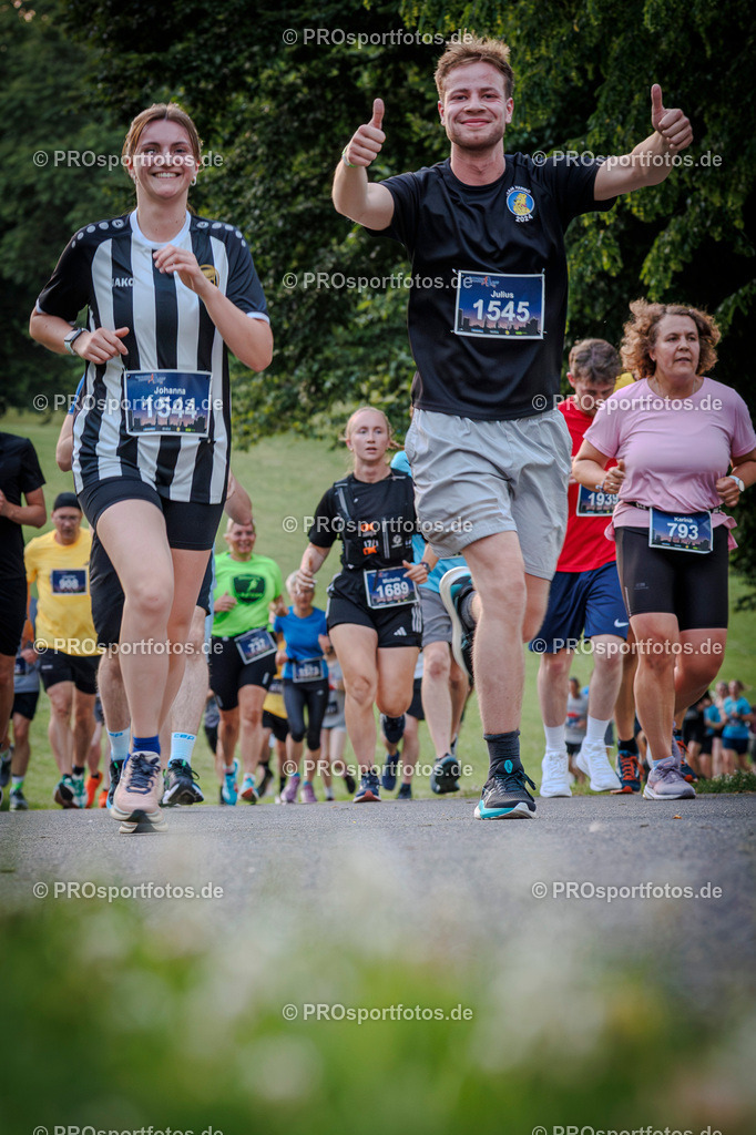 Sparda-Bank Nachtlauf Bonn; Bonn, 18.06.2025 | Impressionen vom Sparda-Bank Nachtlauf Bonn am 18.06.2025 in Bonn (Nordrhein-Westfalen). 