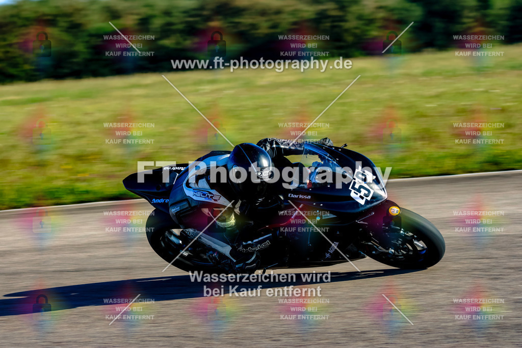 059-1375 | Hier findet Ihr Bilder von Touristenfahrten auf der Nürburgring Nordschleife oder von anderen Veranstaltungen die ich besucht habe. Viel Spass beim Durch Schauen 