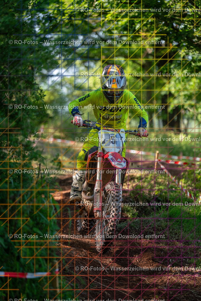 Wolfshausen 3 Lauf -1642 | Sportfotografie von RO-Fotos: Motorsport, Motocross, Enduro, Laufveranstaltungen und Triathlon. Professionelle Fotos von Sportlern und Events. - Realisiert mit Pictrs.com