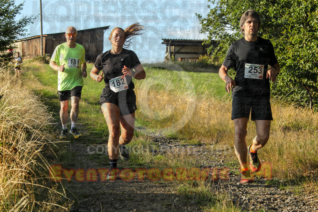 250801_1916_EV4_8414 | Sportfotografie im Rhein-Sieg Kreis, Köln, Bonn, NRW, Rheinland Pfalz, Hessen, etc. Unser Tätigkeitsfeld umfasst den Laufsport vom Volkslauf über den Marathon, Duathlon, Triathon bis zum Ultralauf wie Kölnpfad Ultra oder Schindertrail.