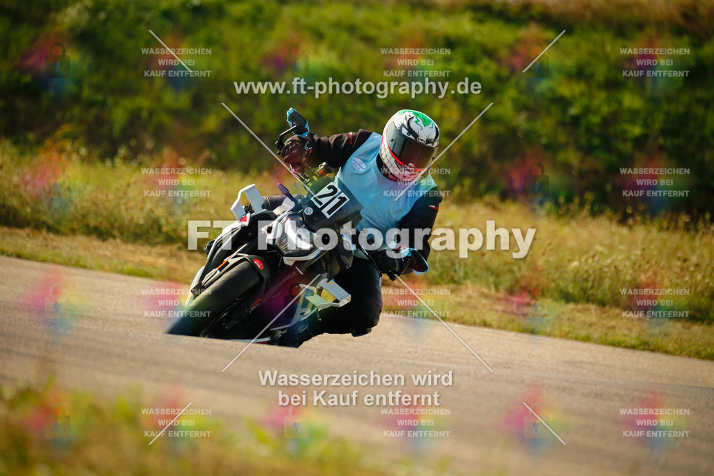 _MOT6456 | Hier findet Ihr Bilder von Touristenfahrten auf der Nürburgring Nordschleife oder von anderen Veranstaltungen die ich besucht habe. Viel Spass beim Durch Schauen 