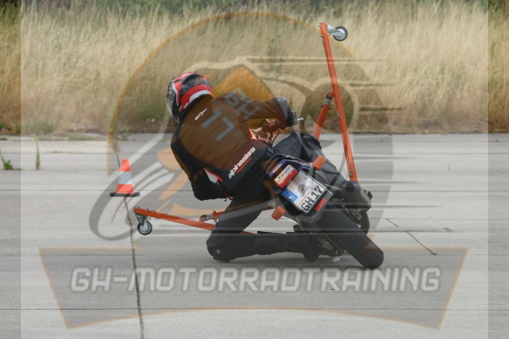 IMG_3216 | gh-motorradtraining-foto.de - Realisiert mit Pictrs.com