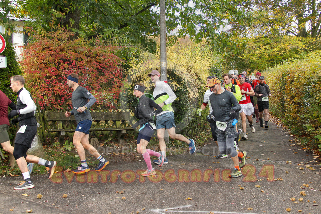 251026_1005_EV4_4128 | Sportfotografie im Rhein-Sieg Kreis, Köln, Bonn, NRW, Rheinland Pfalz, Hessen, etc. Unser Tätigkeitsfeld umfasst den Laufsport vom Volkslauf über den Marathon, Duathlon, Triathon bis zum Ultralauf wie Kölnpfad Ultra oder Schindertrail.