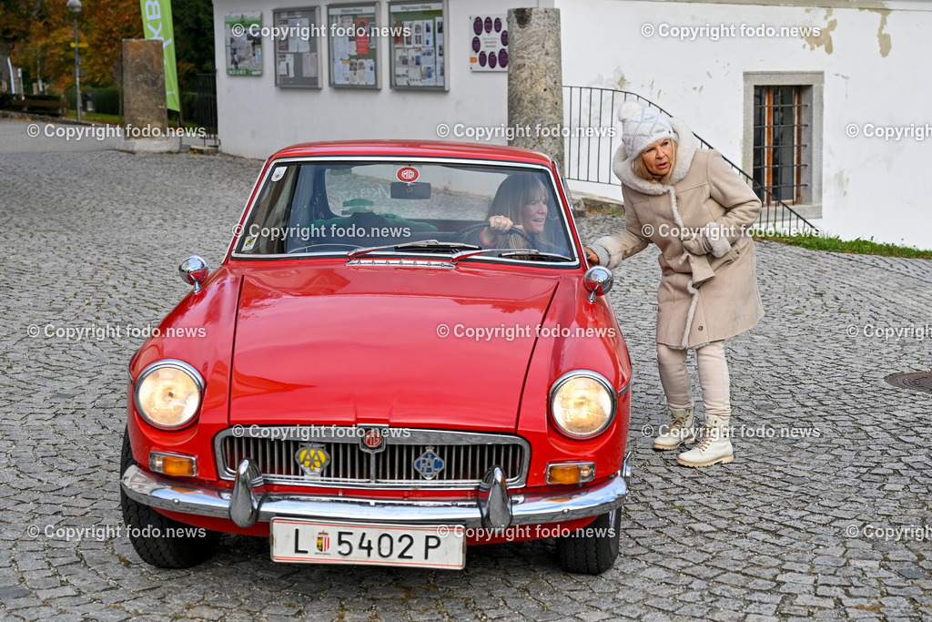 Frauen fuer Frauen_ Charity Oldtimerfahrt_ 04.10.2025-29 | 04.10.2025, Linz, AUT, Oldtimer Charity im Bild Frauen fuer Frauen Oldtimerfahrt, Teilnehmer©Harald Dostal / fodo.media