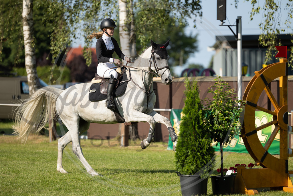 994A3455 | sabrinanicolaifotografie - Realisiert mit Pictrs.com