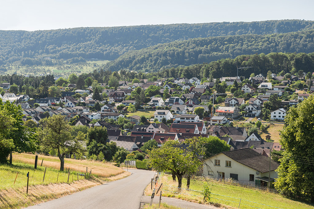 Wohnquartier | in Lupsingen, Baselland, Schweiz - Realisiert mit Pictrs.com