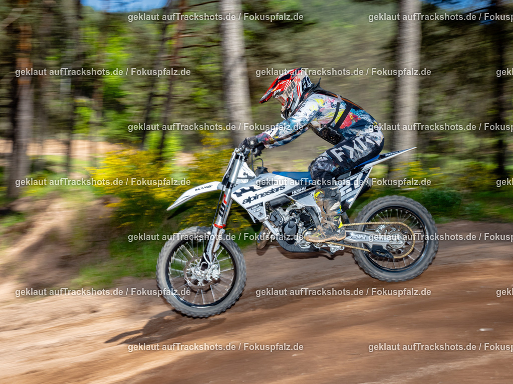 Fischbach-77 | Trackshots.de / Fokuspfalz.de - Realisiert mit Pictrs.com