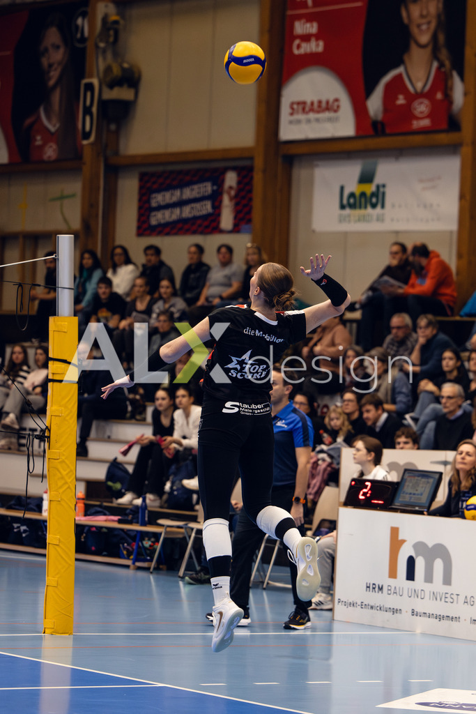 Volleyball I Frauen I Saison 2025-2026 I Volleyball NLA | Women I Round 14 I VC Kanti Schaffhausen - NLZ Volleyball Academy Zürich I 16.01.2026 | VC Kanti Schaffhausen - 9 Jordan Lockwood (USA) – Diagonal - Realisiert mit Pictrs.com