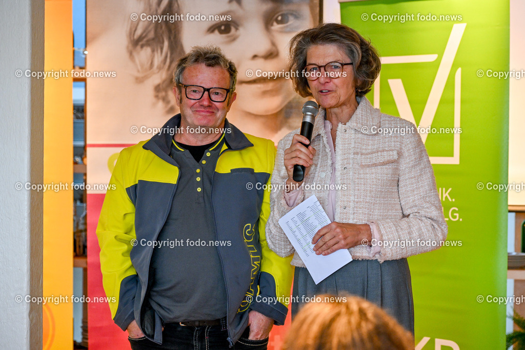Frauen fuer Frauen_ Charity Oldtimerfahrt_ 04.10.2025-268 | 04.10.2025, Linz, AUT, Oldtimer Charity im Bild Frauen fuer Frauen Oldtimerfahrt, Teilnehmer©Harald Dostal / fodo.media