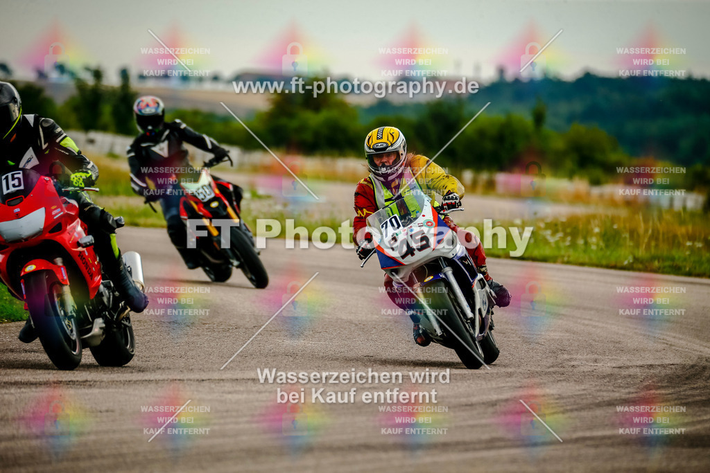 Chambley Juli-2104 | Hier findet Ihr Bilder von Touristenfahrten auf der Nürburgring Nordschleife oder von anderen Veranstaltungen die ich besucht habe. Viel Spass beim Durch Schauen 