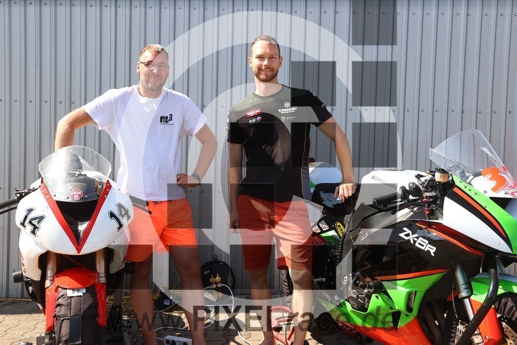 teams-20240905_04829 | Schöne Erinnerungen an spannende Momente - das festzuhalten ist unser Job. PIXELrace.de ist seit 2003 auf den Rennstrecken Europas unterwegs um die Action draußen beim Fahren und die wunderbare Stimmung imm Fahrerlager für euch einzufangen.