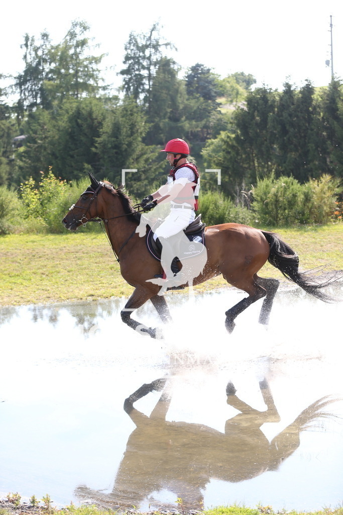 DL2Q3115 | Willkommen bei Brunnmayr - Design & Fotografie – Ihrem Spezialisten für Reitturniere und Pferdeveranstaltungen in Oberösterreich, Salzburg und Bayern! Seit über 17 Jahren sind wir leidenschaftlich dabei.