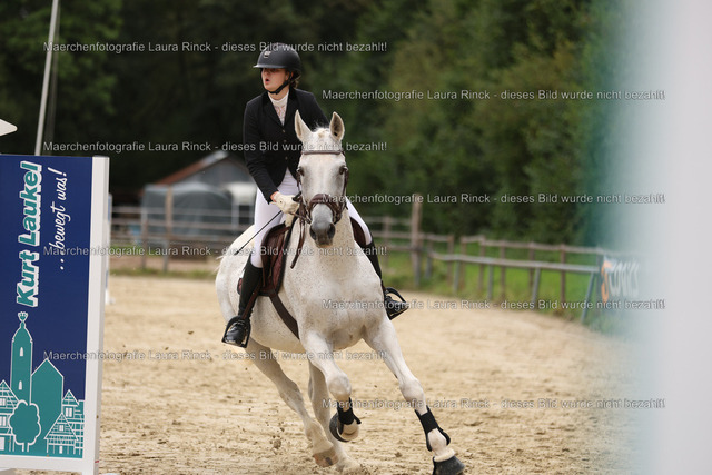HG9A5236 | laurarinckfotografie - Realisiert mit Pictrs.com