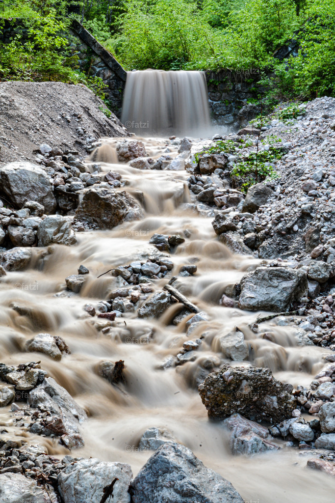 Rupa-Wildbach-Mai18_004-k | Fatzi Bilder-Archiv! 
Die Bilder sind für private Nutzung lizenzfrei. Die kommerzielle Nutzung ist möglich und erwünscht, jedoch bitte ich um vorherige Kontaktaufnahme per E-Mail (info@fatzi.at) oder unter +43 650 7828269 - Realisiert mit Pictrs.com
