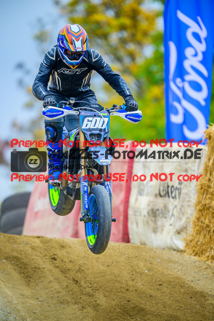 MaZZes_Fotomatrix_20251010_6007705_6117 | S6
