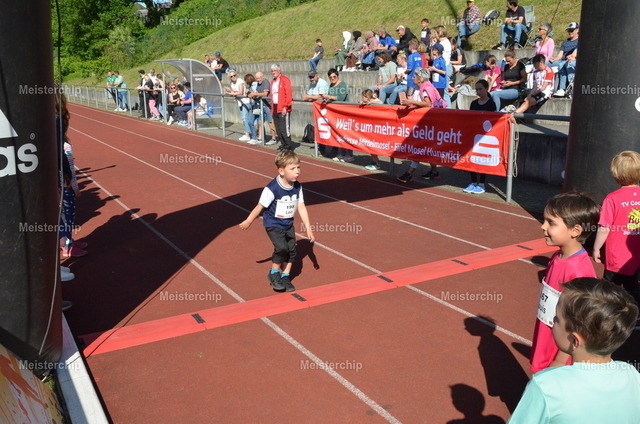 17-09-45_ | Meisterchip Fotoshop - Realisiert mit Pictrs.com