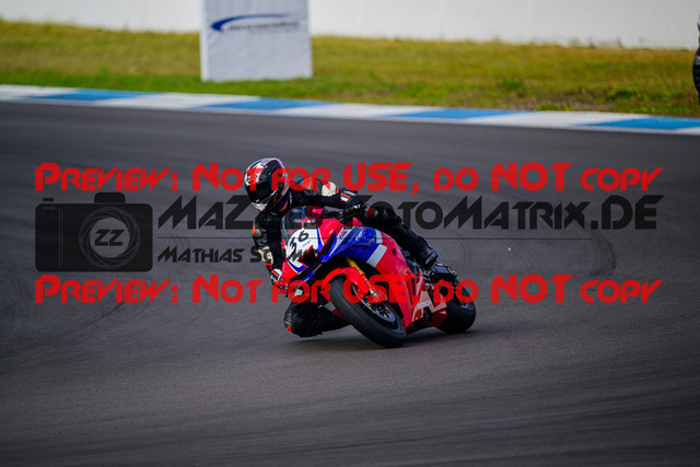 MaZZes_Fotomatrix_20250421_6007705_1838 | ROT