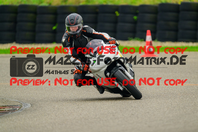 MaZZes_Fotomatrix_20241003_6007705_3010 | GRUEN