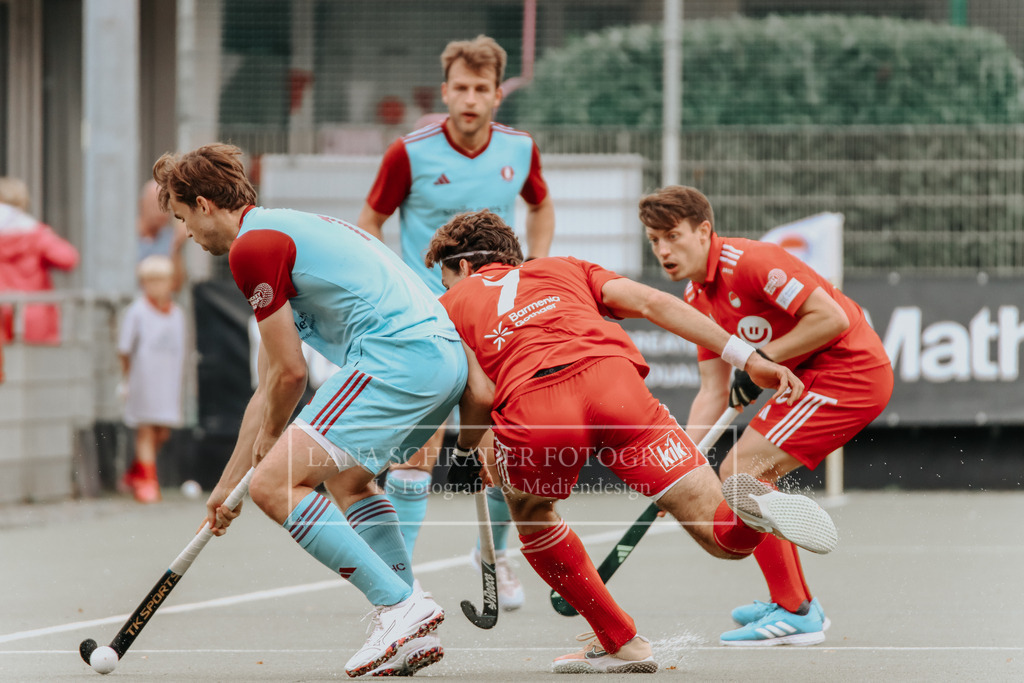 Herren_Bundesliga_02_F_RWK-UHC_21.09.25_Köln (171 von 471) | lanaschraderfotografie - Realisiert mit Pictrs.com