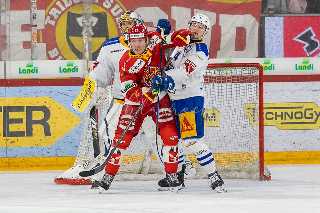 EHCB vs EVZ 20260227_WB-7493 | Sportbilder, Sportfotograf, Hochzeits- und Eventfotografin, Flugshows, Portraits und Tiershooting, Aviation, Downhill, Nationalleague, Swissleague, International