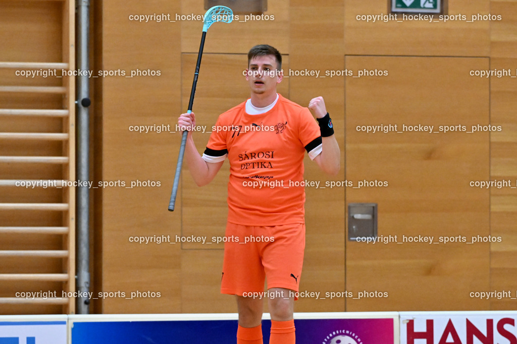 VSV Unihockey vs. SZPK Floorball | #77 Bence Dávid SZPK SÁROSI OPTIKA KOMÁROM, VSV Unihockey vs. SZPK Floorball, VSV Unihockey vs. SZPK Floorball am 23.11.2024 in Villach (Ballspielhalle St. Martin), Austria, (Photo by Bernd Stefan)