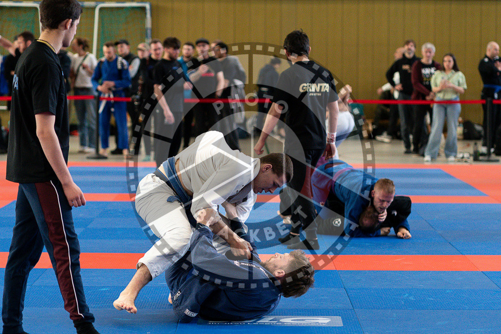 20250510PBB0899 | Athletes compete during the JJLG Berlin Open Jiu-Jitsu Championship on May 10, 2025 in Berlin, Germany. © Chiara Dazi / photoblackbelt