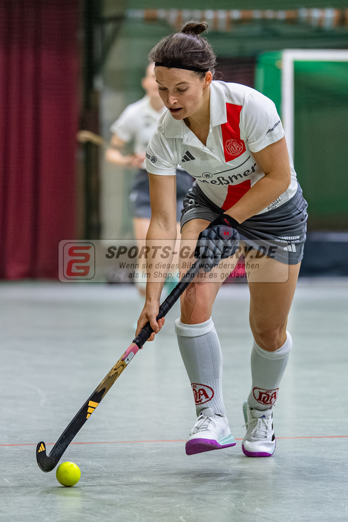 SM_2025-01-10_D5_-11 | 1.Bundesliga Hallenhockey  (W) UHC - DCADA  / 2:8 (0:2)