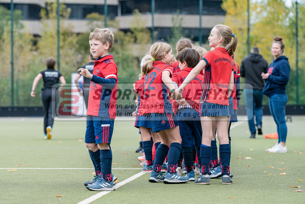 HK_20231022_903119 | Finale Deutsche Meisterschaft Feld WU16 Uhlenhorst Mülheim - Düsseldorfer HC am 22.10.2023 DHC, Düsseldorf ,