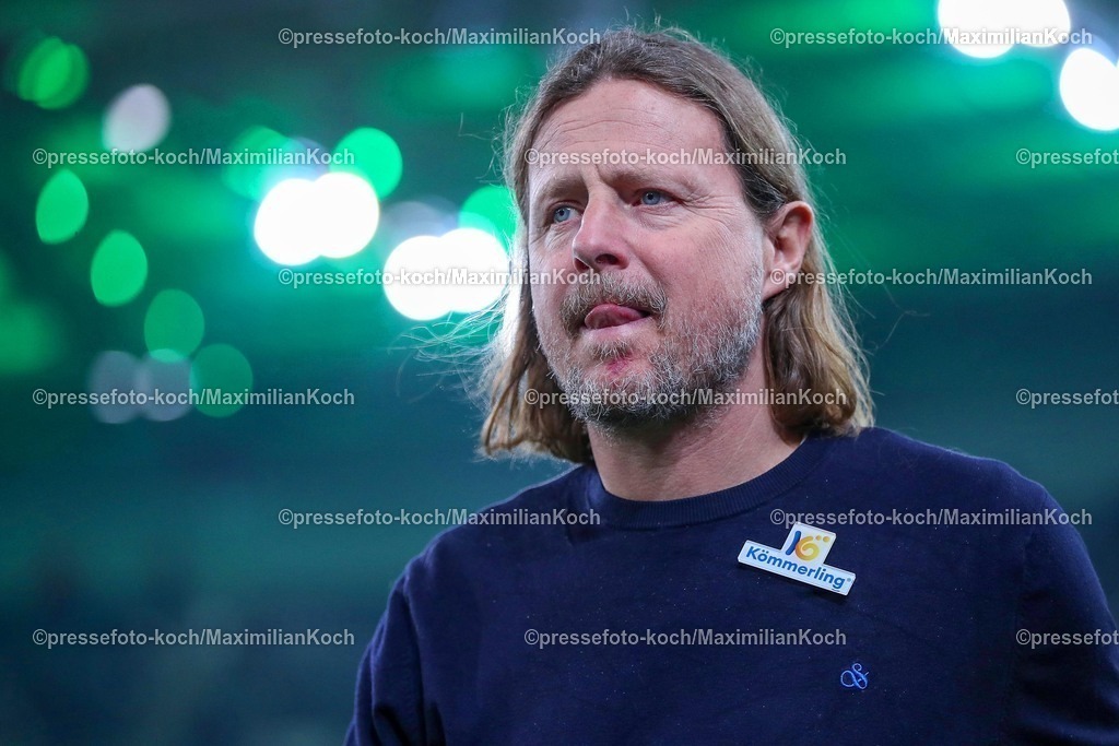 BMG07032501008 | 07.03.2025, Fußball, Borussia Mönchengladbach - 1.FSV Mainz 05, 1. Fußball Bundesliga, Borussia-Park, Saison 2024 2025: Cheftrainer Bo Henriksen (Mainz05)DFB regulations prohibit any use of photographs as image sequences and or quasi-video.