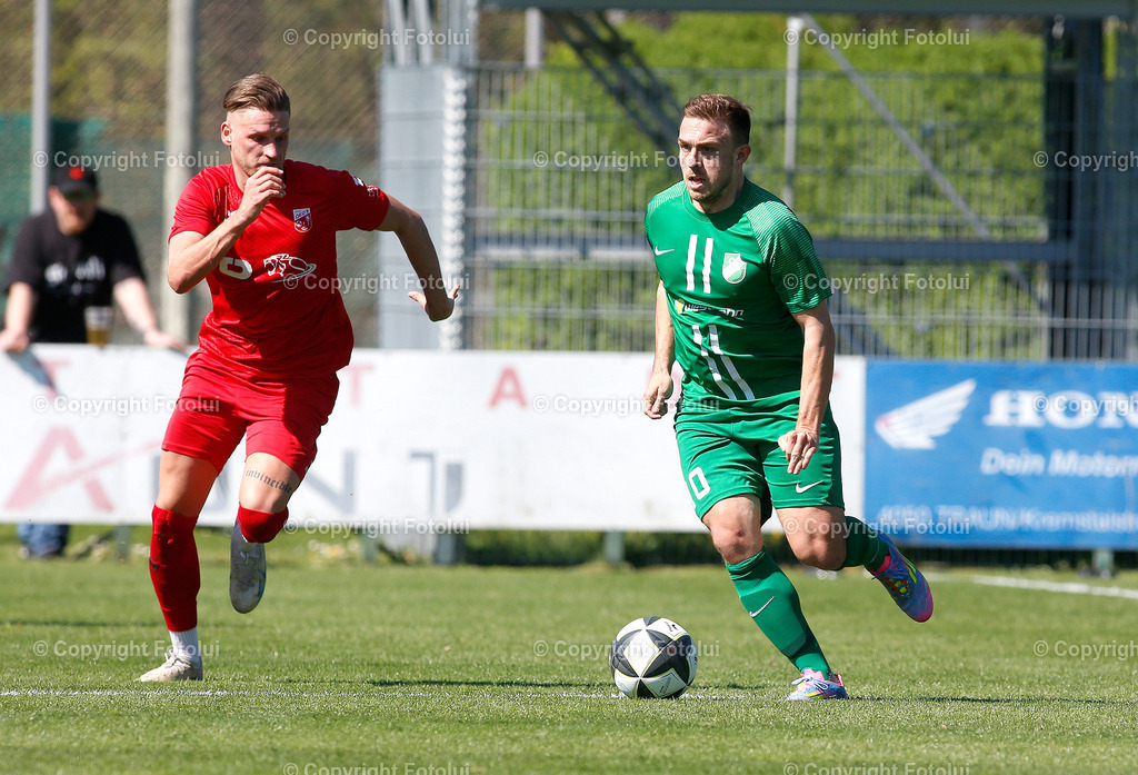 A_LUI_190425_23 | SPORT FUSSBALL LL.OST ASKOE OEDT 1B-SC HOERSCHING 19.4.2025 IM BILD: MICHAEL LEONHARTSBERGER (OEDT1B) UND LUKAS WAHLMUELLER (HOERSCHING) FOTO:FOTOLUI