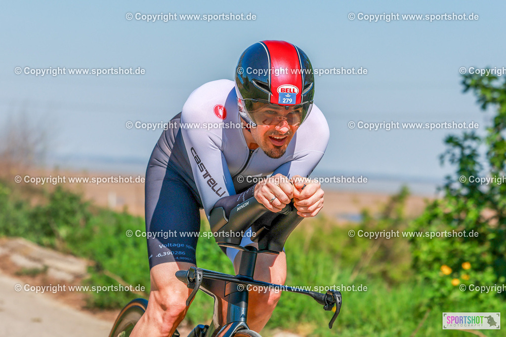 257_AR7_3989 | Neusiedlersee Radmarathon 2026@sportshot_your_pictrs #yourpictures#roadtowm2029 #nrm #neusiedlerseeradmarathon #neusiedlersee #neusiedlerseetourismus #burgenland #mörbisch #nrm26 #burgenlandtourismus #voglundco #poweredbyburgenlandtourismus #radsport #rad #marathon #ucigranfondo #visitburgenland #ucigranfondoworldseries