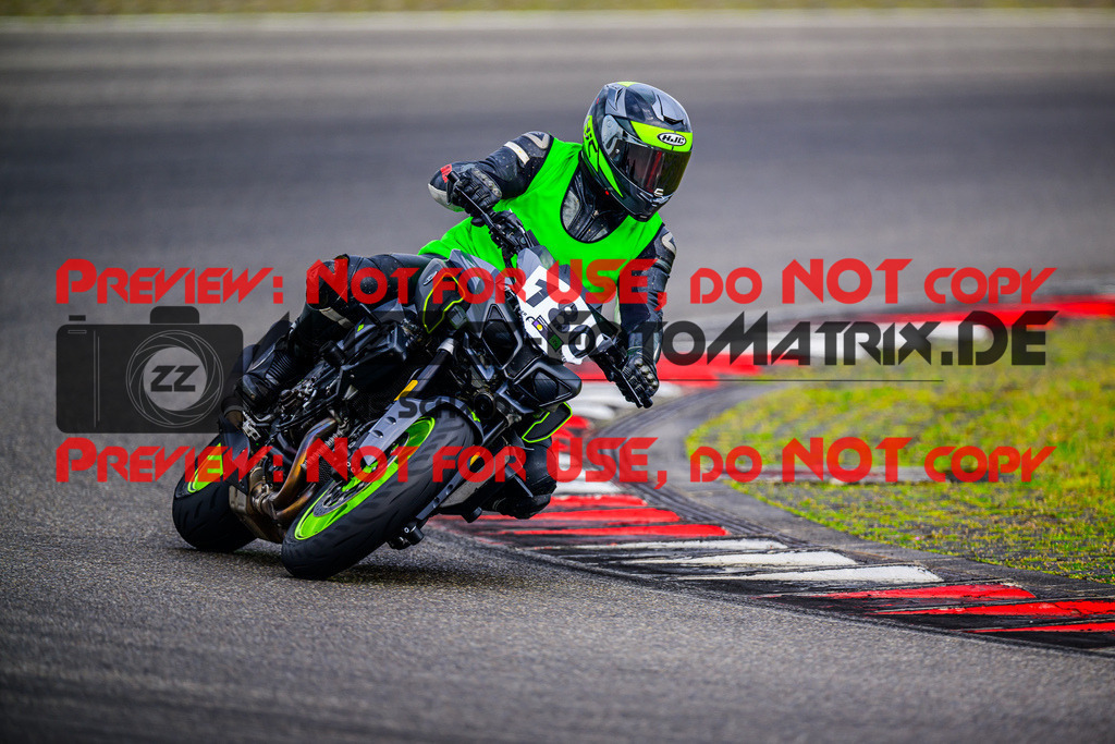 MaZZes_FotoMatrix_240717_6007705_6355 | INST