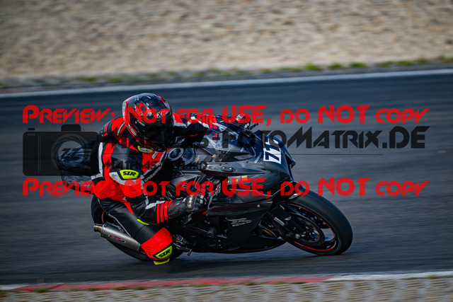 MaZZes_FotoMatrix_230719_7229 | GELB