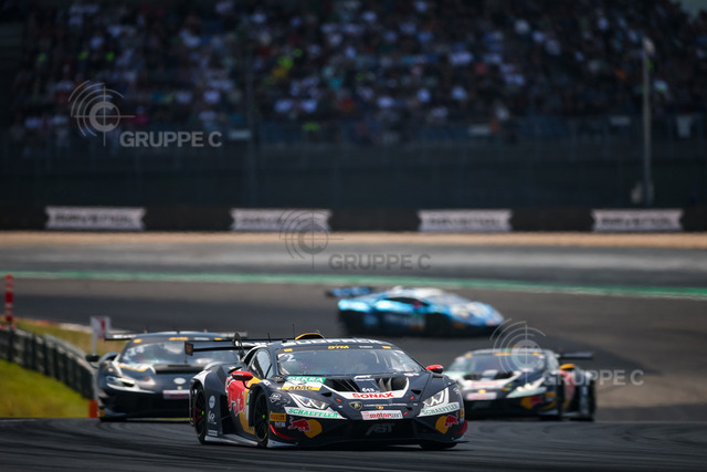 DTM525_081013402463617JB_JB | DTM, 9. + 10. Rennen Nürburgring 2025 - Foto: Gruppe C Photography; #2 Lamborghini Huracán GT3 EVO 2, ABT Sportsline: Nicki Thiim - Realisiert mit Pictrs.com
