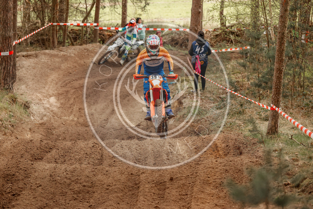 4TaktLauf1-273 | koppe-media - Realisiert mit Pictrs.com